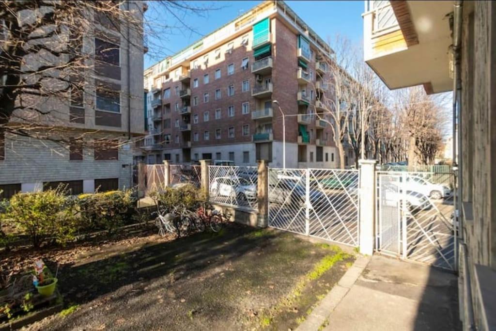 City Flat Strategic Position Apartman Torino Kültér fotó
